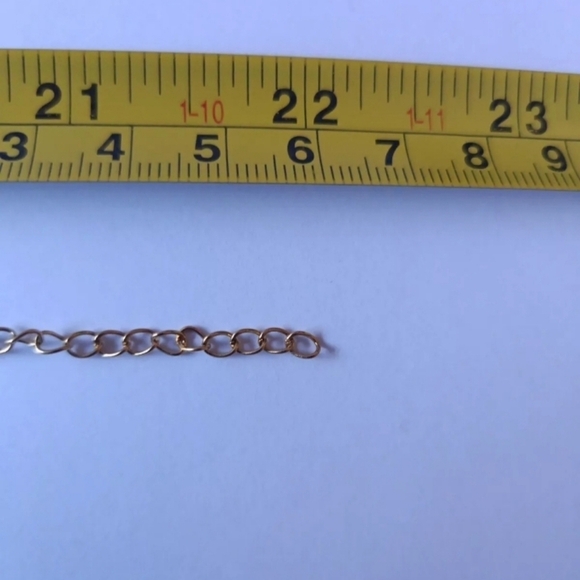 Retro Style Gold Stainless Steel Cross Necklace 23 Inches New - Picture 5 of 5